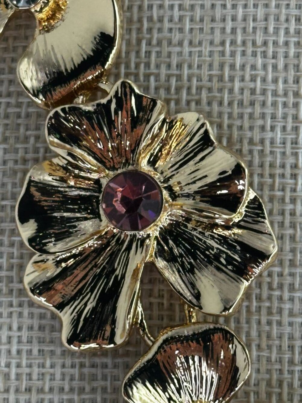 Meadow Necklace - Picture 2 of 2